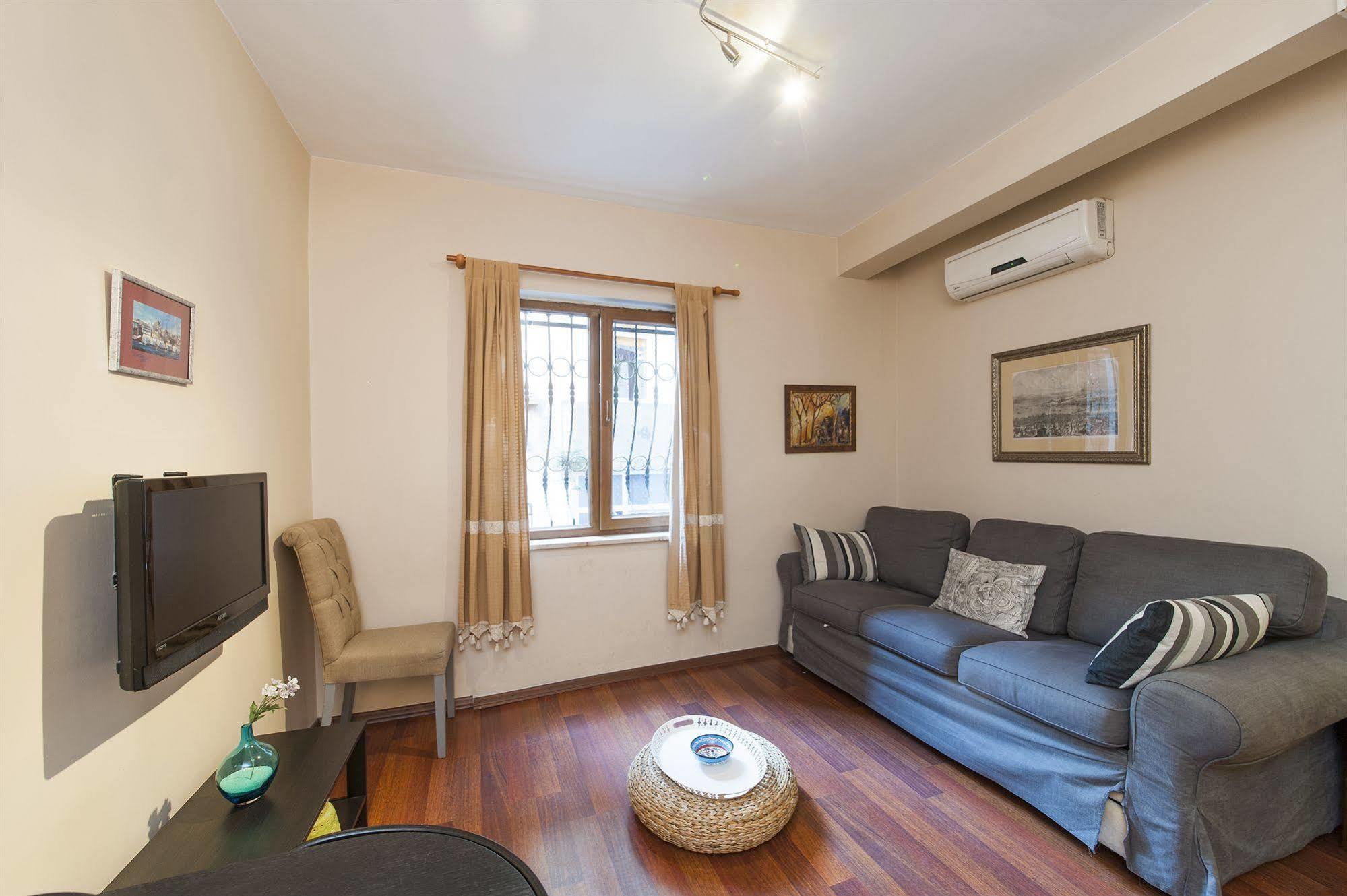 Istanbulinn Apartment ภายนอก รูปภาพ