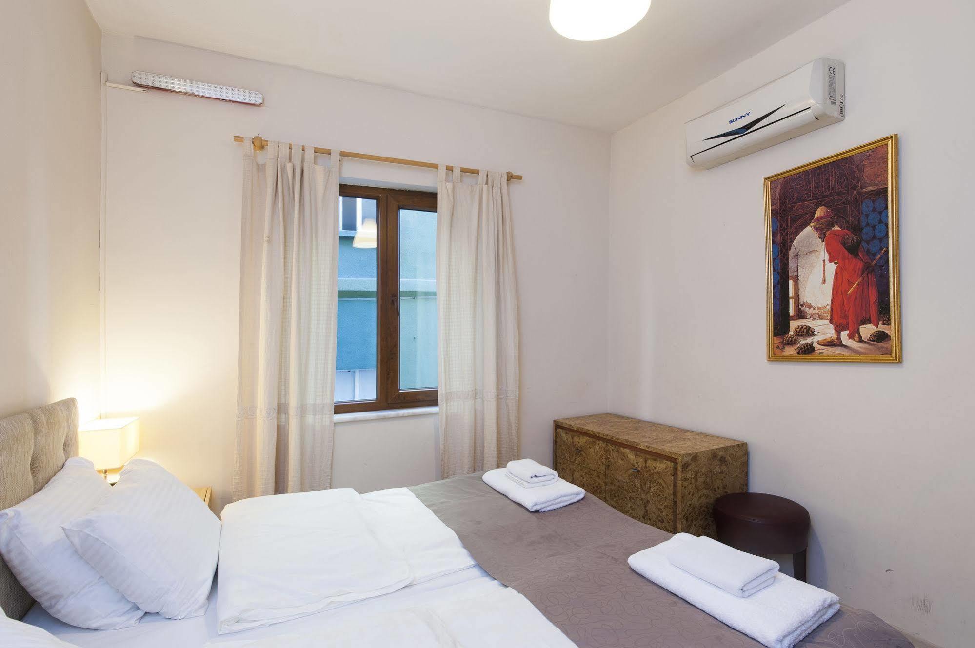 Istanbulinn Apartment ภายนอก รูปภาพ