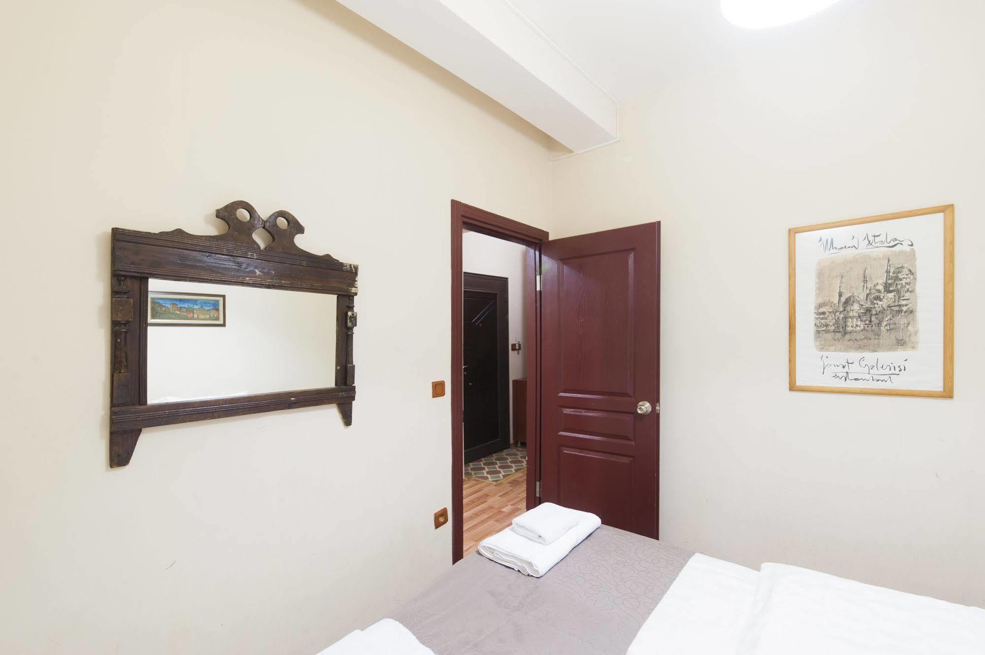 Istanbulinn Apartment ภายนอก รูปภาพ