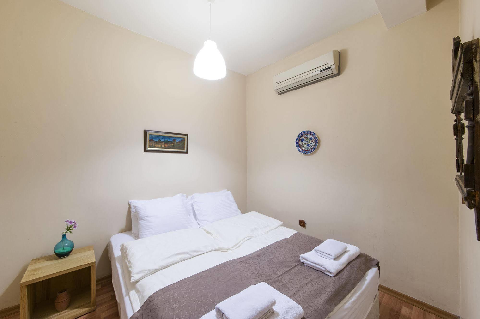 Istanbulinn Apartment ภายนอก รูปภาพ